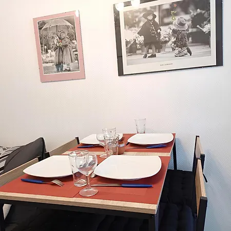 Jacobin-centre Ville-paisible-2 Couchages